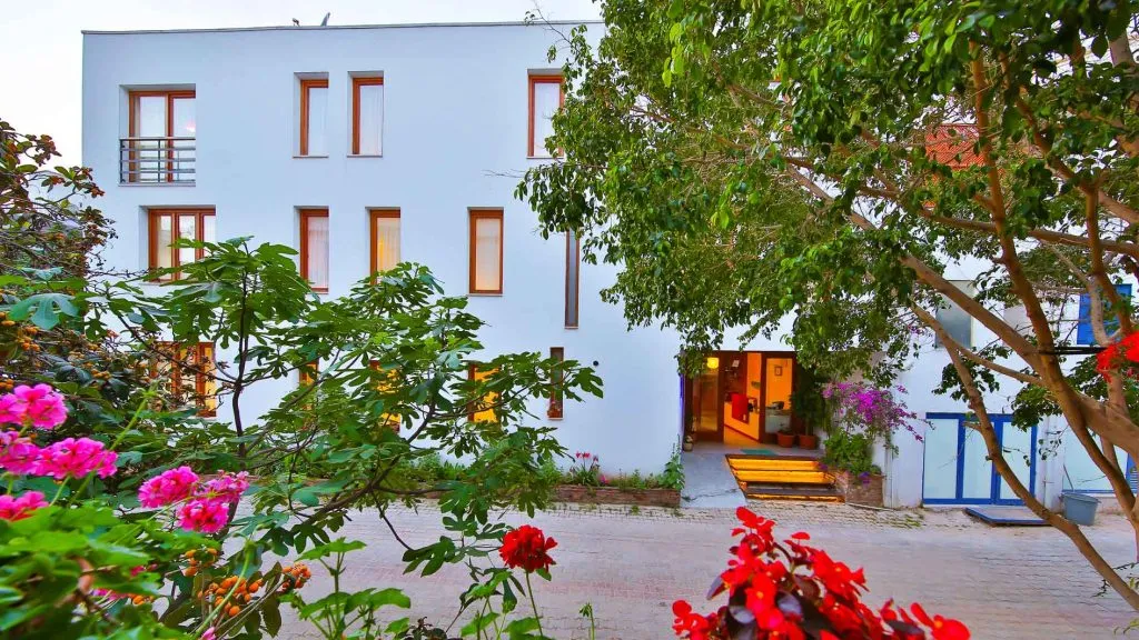 MARE NOSTRUM APART OTEL
