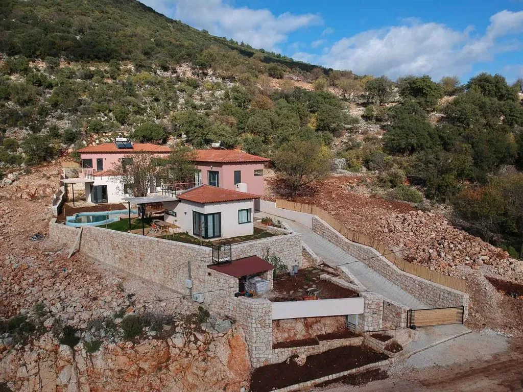 ÇAKIRCA - YÜCENUR EVİ